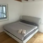 Apartament Adi Tkon