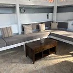 Apartament Adi