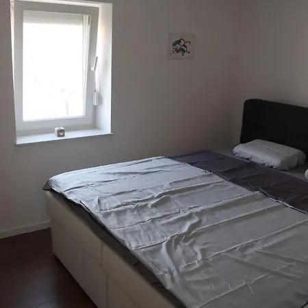 Adi Apartment *