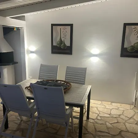 Apartment Adi Tkon